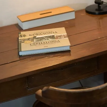 Private Bonora Dilináta