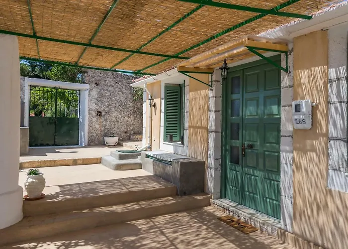 Private Bonora Vilă *