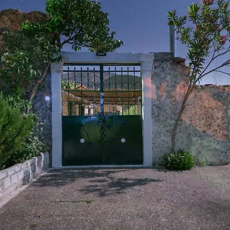 Private Bonora Villa Dilináta